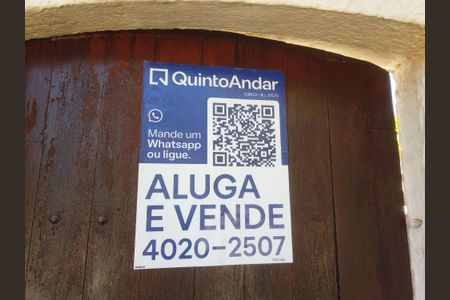 Casa à venda com 350m², 5 quartos e 6 vagasPlaquinha