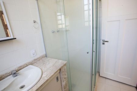 Casa à venda com 350m², 5 quartos e 6 vagasBanheiro da Suíte