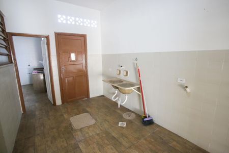 Casa à venda com 350m², 5 quartos e 6 vagasÁrea de Serviço