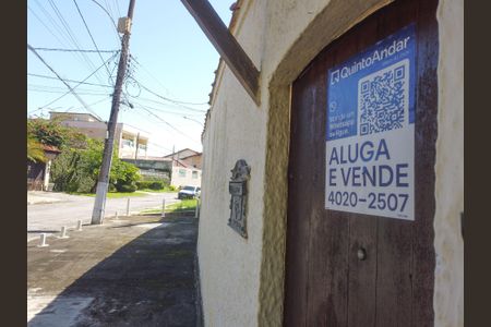 Casa à venda com 350m², 5 quartos e 6 vagasPlaquinha