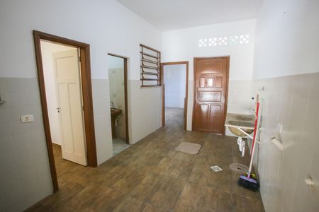 Casa à venda com 350m², 5 quartos e 6 vagasÁrea de Serviço