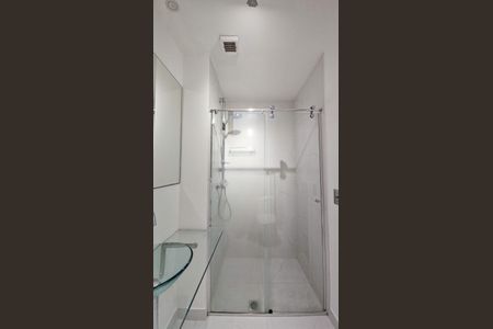 Apartamento à venda com 70m², 2 quartos e 2 vagasBanheiro