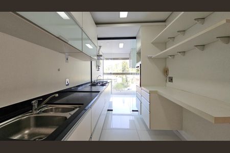 Apartamento à venda com 70m², 2 quartos e 2 vagasCozinha