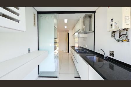 Apartamento à venda com 70m², 2 quartos e 2 vagasÁrea de Serviço