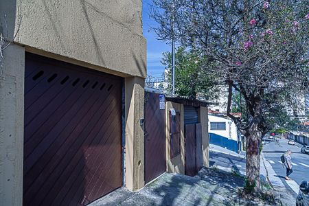 Casa para alugar com 75m², 2 quartos e sem vagaFachada