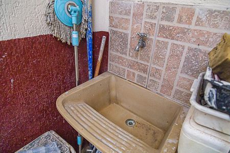 Casa para alugar com 75m², 2 quartos e sem vagaÁrea de Serviço 