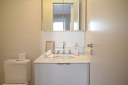 Apartamento à venda com 56m², 2 quartos e 1 vagaBanheiro da Suite