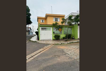 Casa à venda com 160m², 3 quartos e 4 vagas