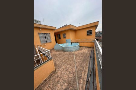Casa à venda com 160m², 3 quartos e 4 vagas