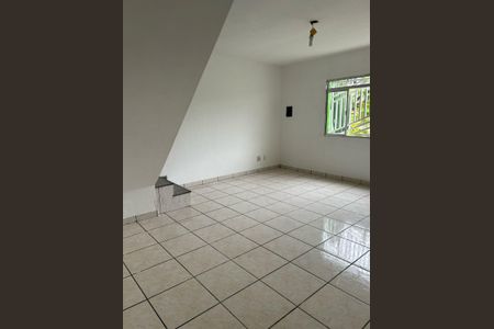 Casa à venda com 160m², 3 quartos e 4 vagas