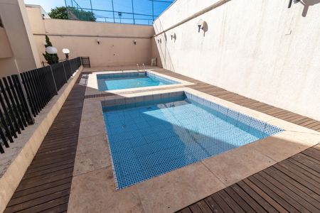 Apartamento à venda com 67m², 2 quartos e 2 vagasÁrea comum - Piscina