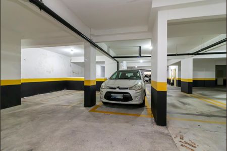 Apartamento à venda com 67m², 2 quartos e 2 vagas Apartamento à venda com 67m², 2 quartos e 2 vagasGaragem