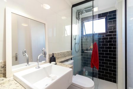 Apartamento à venda com 67m², 2 quartos e 2 vagas Apartamento à venda com 67m², 2 quartos e 2 vagasBanheiro 2