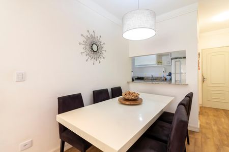 Apartamento à venda com 67m², 2 quartos e 2 vagas Apartamento à venda com 67m², 2 quartos e 2 vagasSala de Jantar