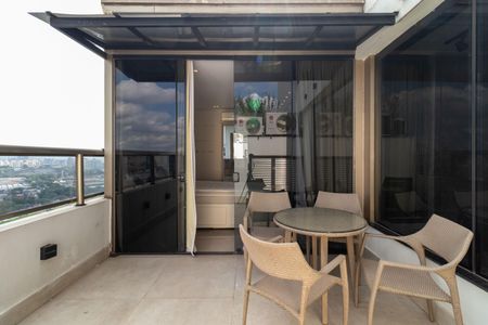 Apartamento à venda com 140m², 2 quartos e 2 vagasVaranda da Suíte 2