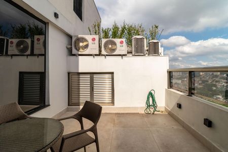 Apartamento à venda com 140m², 2 quartos e 2 vagasVaranda da Suíte 2