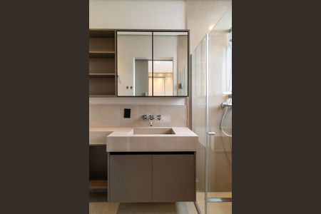 Apartamento à venda com 140m², 2 quartos e 2 vagasBanheiro da Suíte 1