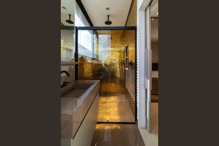 Apartamento à venda com 140m², 2 quartos e 2 vagasBanheiro da Suíte 2