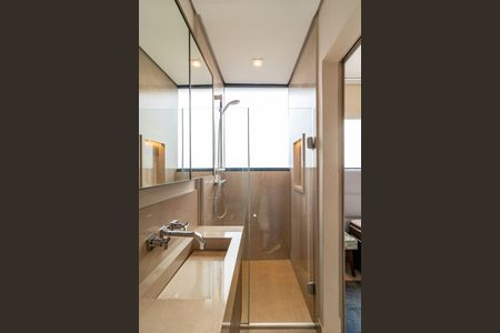 Apartamento à venda com 140m², 2 quartos e 2 vagasBanheiro da Suíte 1