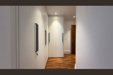 Apartamento à venda com 3 quartos, 292m² em Indianópolis, São Paulo