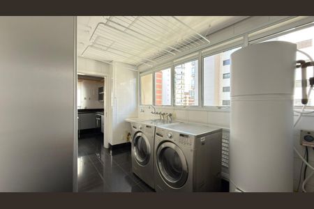 Apartamento à venda com 292m², 3 quartos e 5 vagas