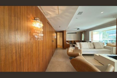 Apartamento à venda com 292m², 3 quartos e 5 vagas