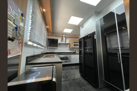 Apartamento à venda com 292m², 3 quartos e 5 vagas Apartamento à venda com 292m², 3 quartos e 5 vagasFoto 07