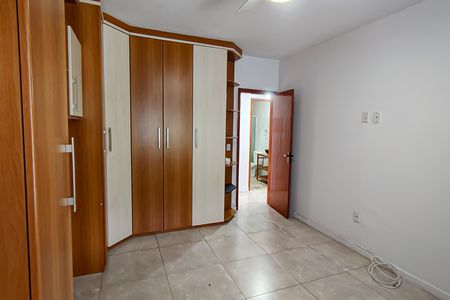 Apartamento para alugar com 100m², 3 quartos e 1 vaga Apartamento para alugar com 100m², 3 quartos e 1 vagaQuarto