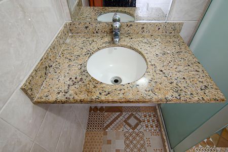 Apartamento para alugar com 100m², 3 quartos e 1 vaga Apartamento para alugar com 100m², 3 quartos e 1 vagaBanheiro Suíte 1