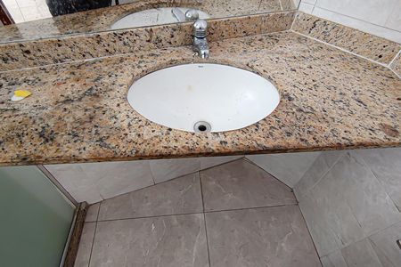 Apartamento para alugar com 100m², 3 quartos e 1 vaga Apartamento para alugar com 100m², 3 quartos e 1 vagaBanheiro Suíte 2