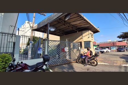 Apartamento à venda com 86m², 3 quartos e 1 vaga Apartamento à venda com 86m², 3 quartos e 1 vagaFachada