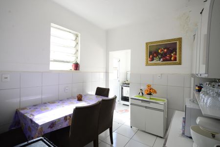 Casa à venda com 360m², 8 quartos e sem vagaCozinha