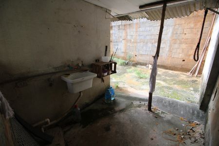 Casa de condomínio à venda com 52m², 3 quartos e 2 vagasÁrea de Serviço