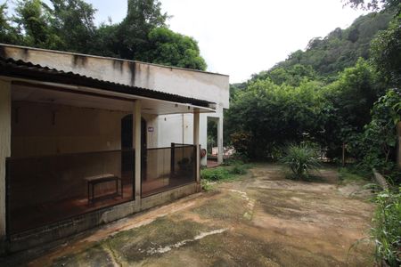 Casa de condomínio à venda com 52m², 3 quartos e 2 vagasQuintal