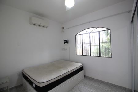 Casa de condomínio à venda com 52m², 3 quartos e 2 vagasQuarto 2