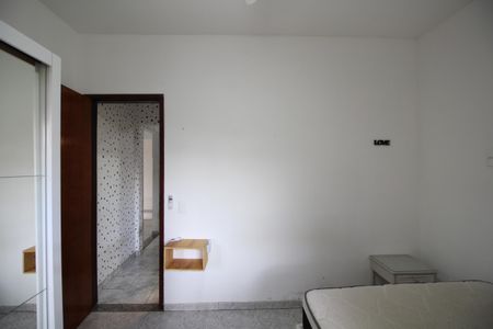 Casa de condomínio à venda com 52m², 3 quartos e 2 vagasQuarto 2