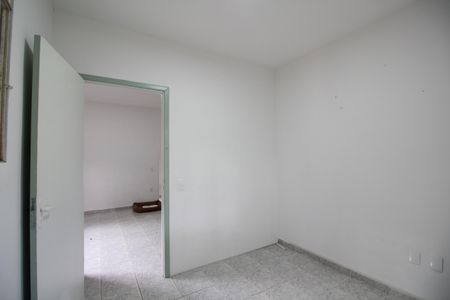 Casa de condomínio à venda com 52m², 3 quartos e 2 vagasQuarto 1