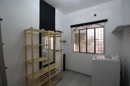 Casa de condomínio à venda com 52m², 3 quartos e 2 vagasQuarto 3