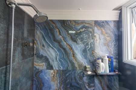 Apartamento à venda com 51m², 2 quartos e 1 vaga Apartamento à venda com 51m², 2 quartos e 1 vagaBanheiro da Suíte