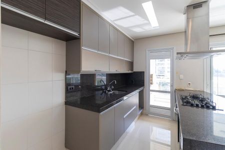 Apartamento para alugar com 119m², 2 quartos e 2 vagasCozinha