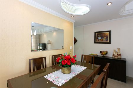 Apartamento à venda com 73m², 3 quartos e 1 vagaSala