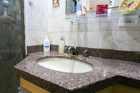 Apartamento à venda com 73m², 3 quartos e 1 vagaBanheiro da Suíte