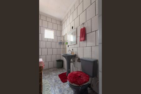 Casa à venda com 250m², 3 quartos e 3 vagas Casa à venda com 250m², 3 quartos e 3 vagasBanheiro da Suíte