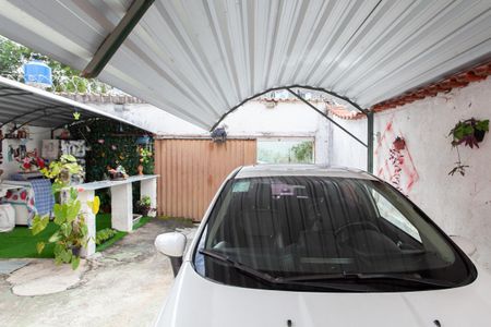 Casa à venda com 250m², 3 quartos e 3 vagas Casa à venda com 250m², 3 quartos e 3 vagasGaragem