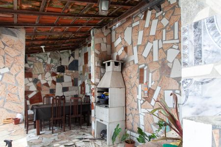 Casa à venda com 250m², 3 quartos e 3 vagas Casa à venda com 250m², 3 quartos e 3 vagasEspaço Gourmet 2