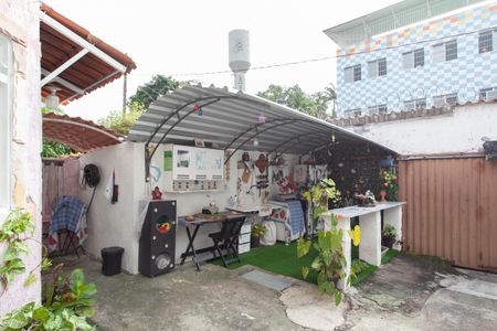 Casa à venda com 250m², 3 quartos e 3 vagas Casa à venda com 250m², 3 quartos e 3 vagasEspaço Gourmet