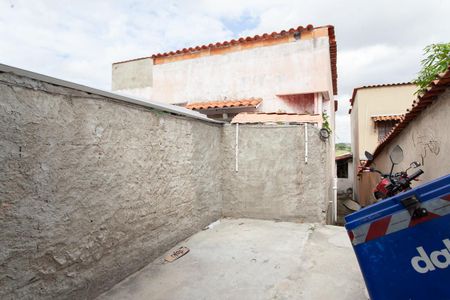 Casa à venda com 250m², 3 quartos e 3 vagas Casa à venda com 250m², 3 quartos e 3 vagasGaragem da Edícula