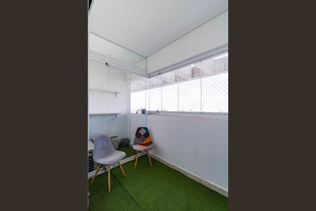 Apartamento à venda com 153m², 3 quartos e 3 vagas Apartamento à venda com 153m², 3 quartos e 3 vagasCloset da Suíte