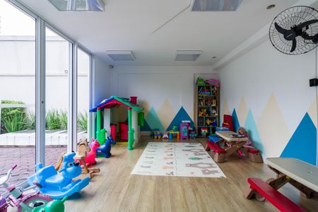 Apartamento à venda com 153m², 3 quartos e 3 vagas Apartamento à venda com 153m², 3 quartos e 3 vagasÁrea comum