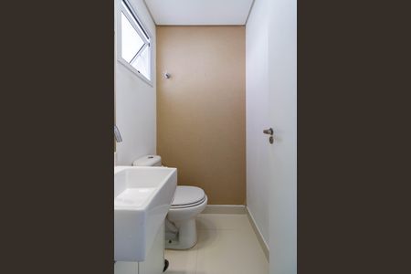 Apartamento à venda com 153m², 3 quartos e 3 vagas Apartamento à venda com 153m², 3 quartos e 3 vagasLavabo